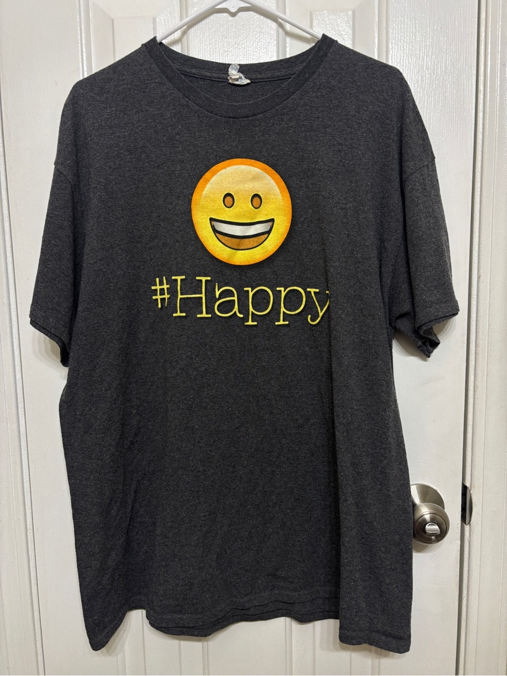 Unisex Adults XL Gray #Happy Emoji Smiley Graphic Crewneck Short Sleeve Tee